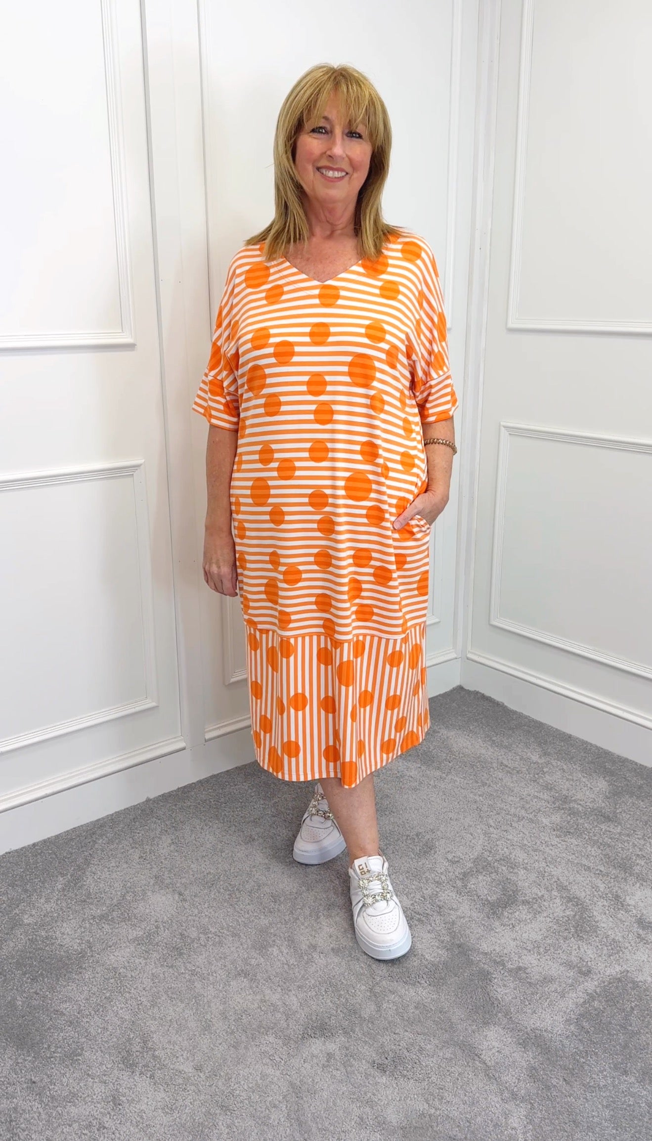 Dress orange dot