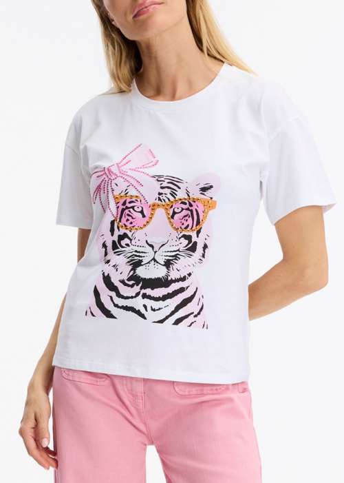 Tiger with bow white 391