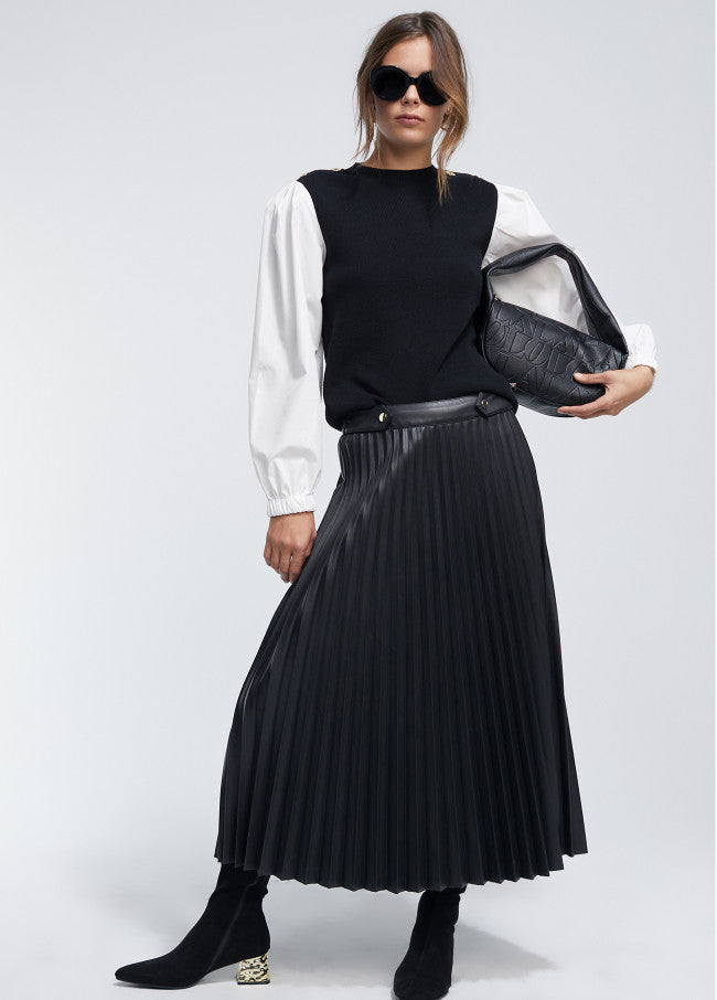CONTRAST SWEATER