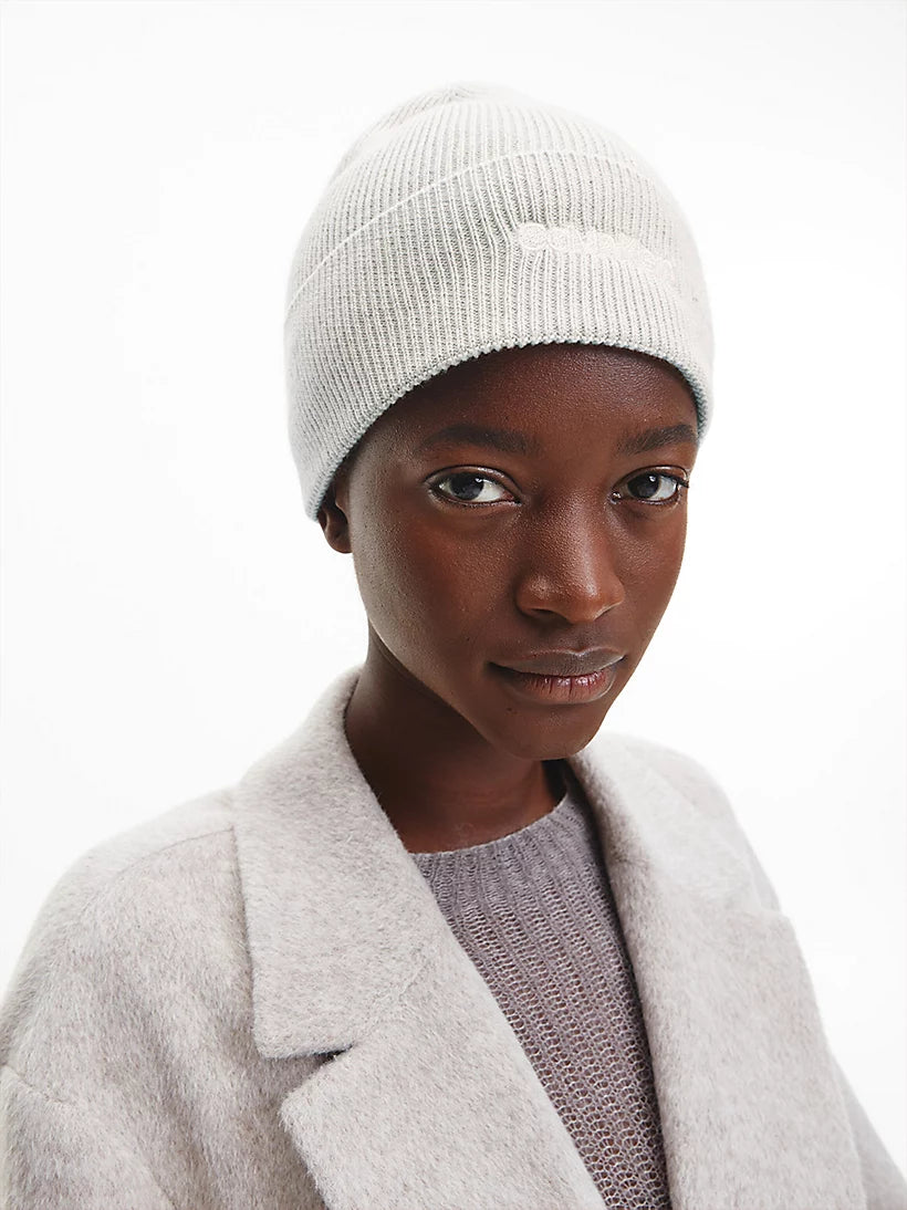 Essential Knit Beanie - Grey