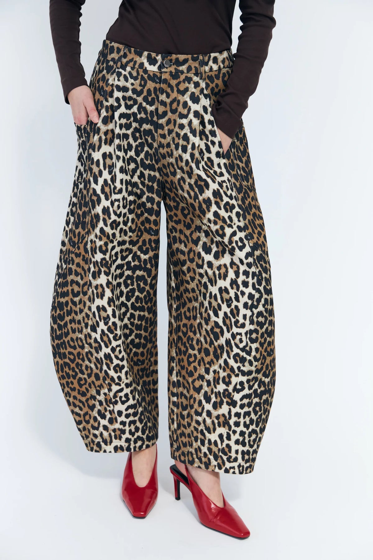 Barrelcras Pants - Urban Leo