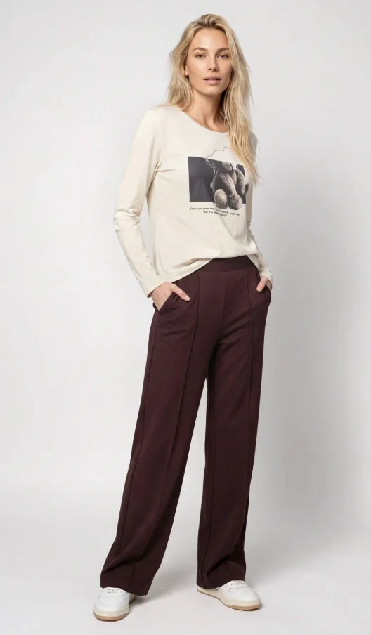 Chocolate trousers 117