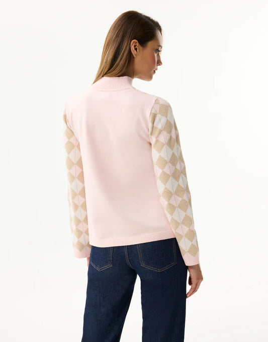 PASTEL DIAMOND PATTERN SWEATER