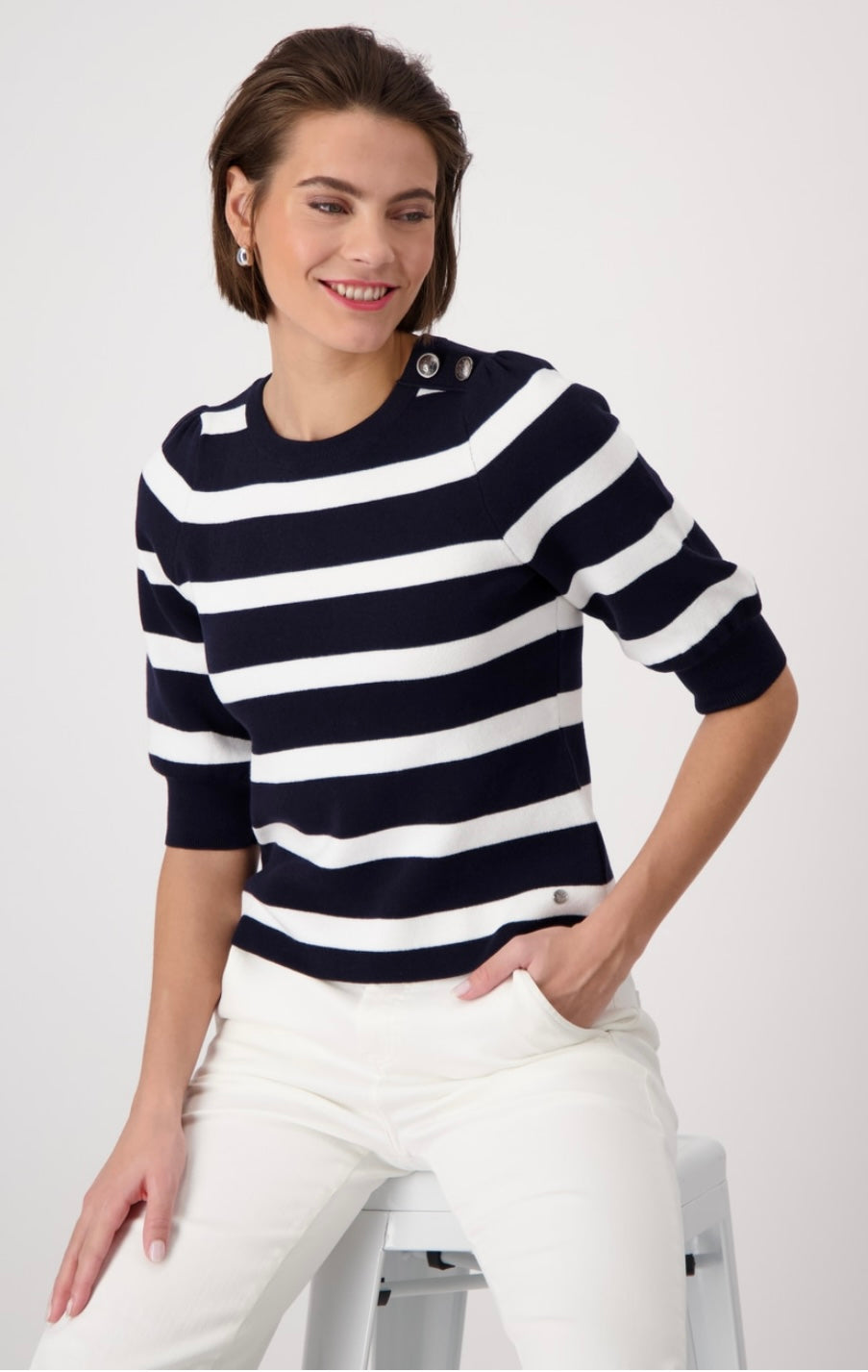 Short sleeve stripe knit