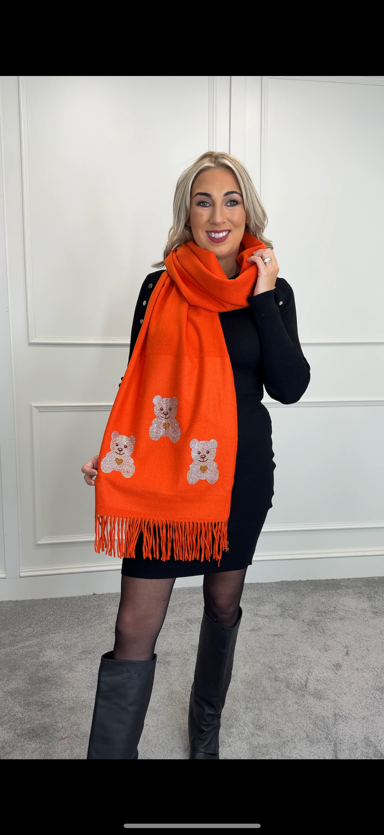 Bear scarf - orange