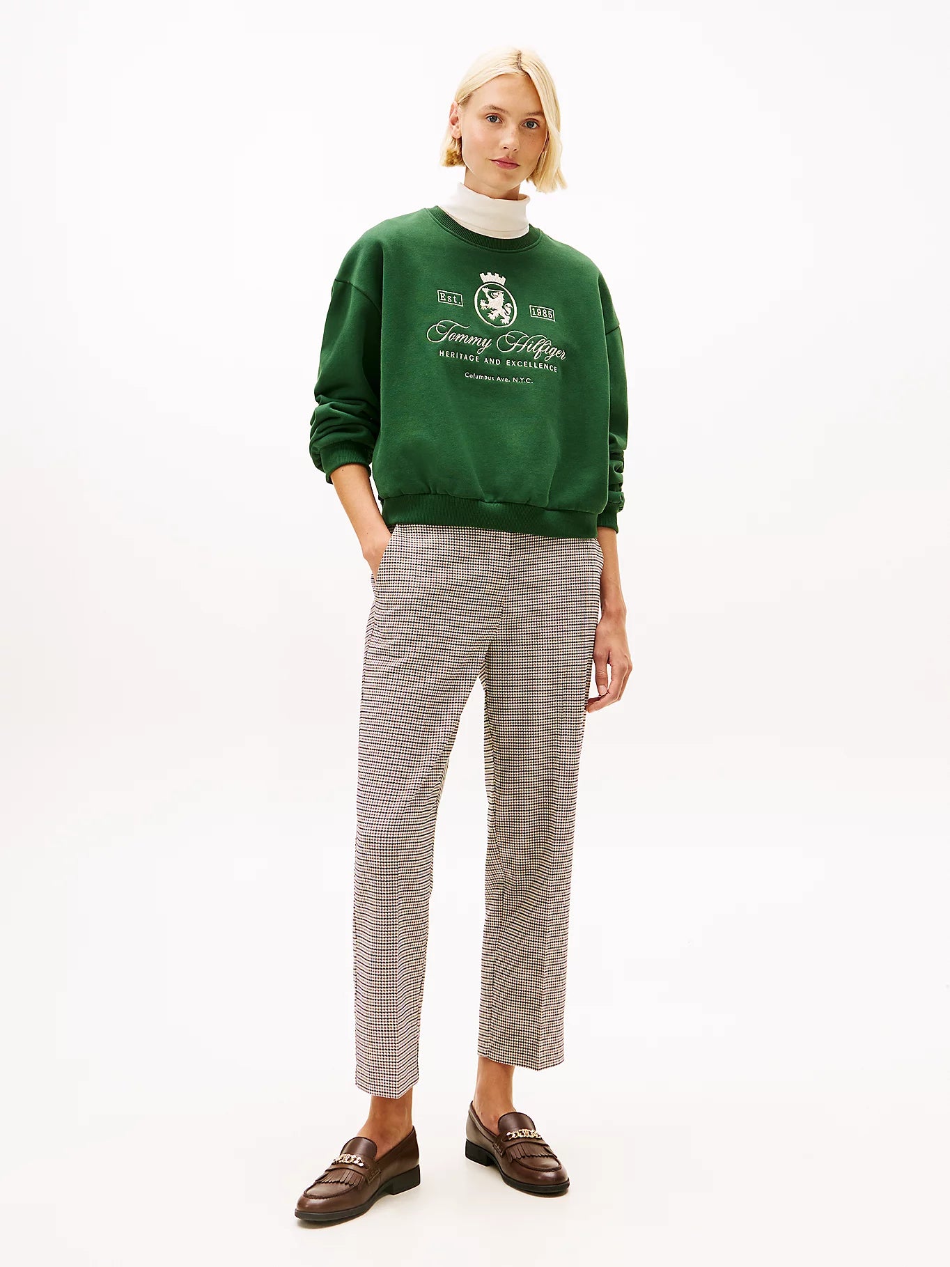 TH Crest Embroidery Relaxed Sweatshirt