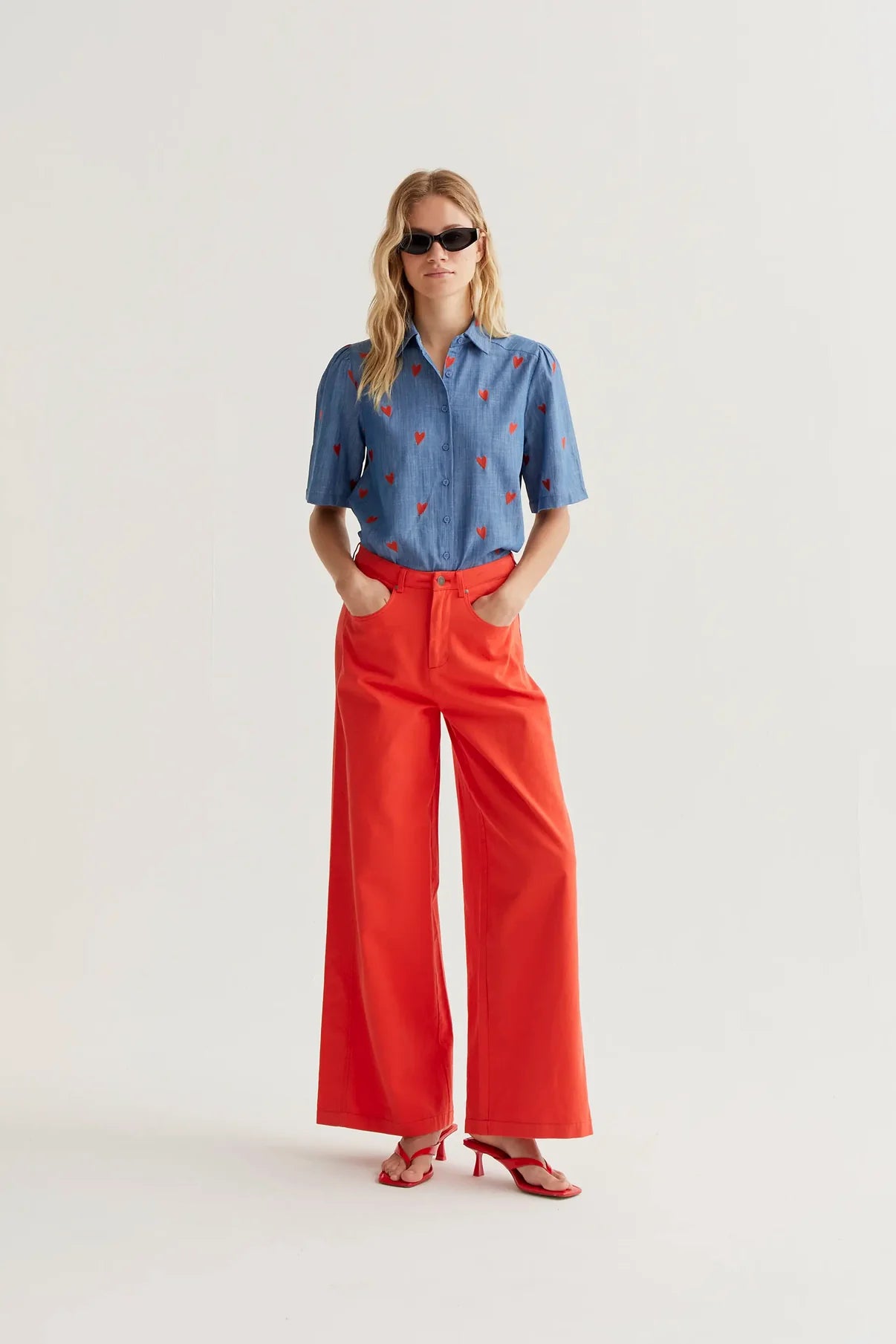 Wide leg jeans