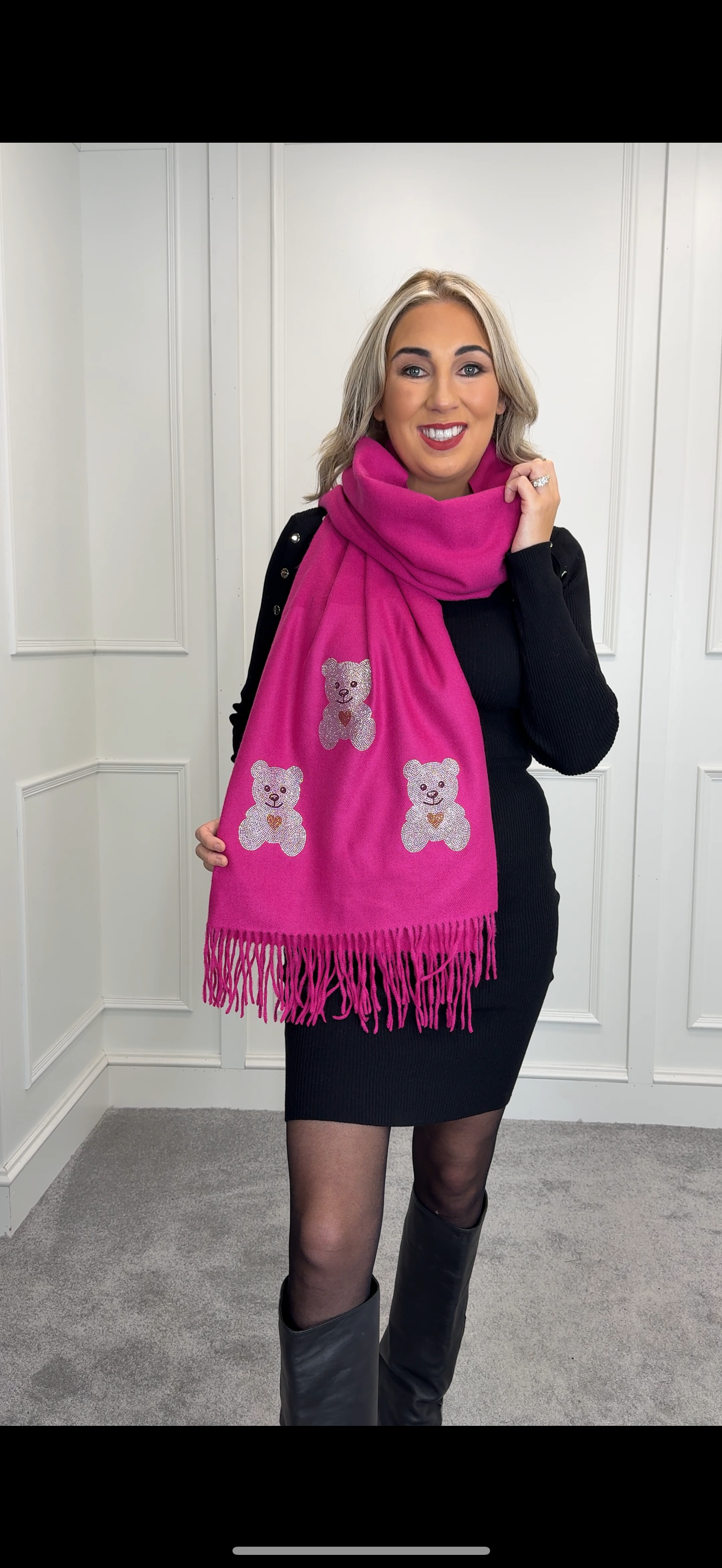 Bear Scarf- Pink