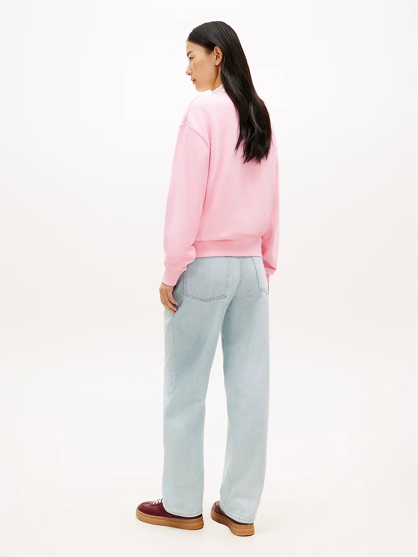 Logo Embroidery Crew Neck Sweatshirt