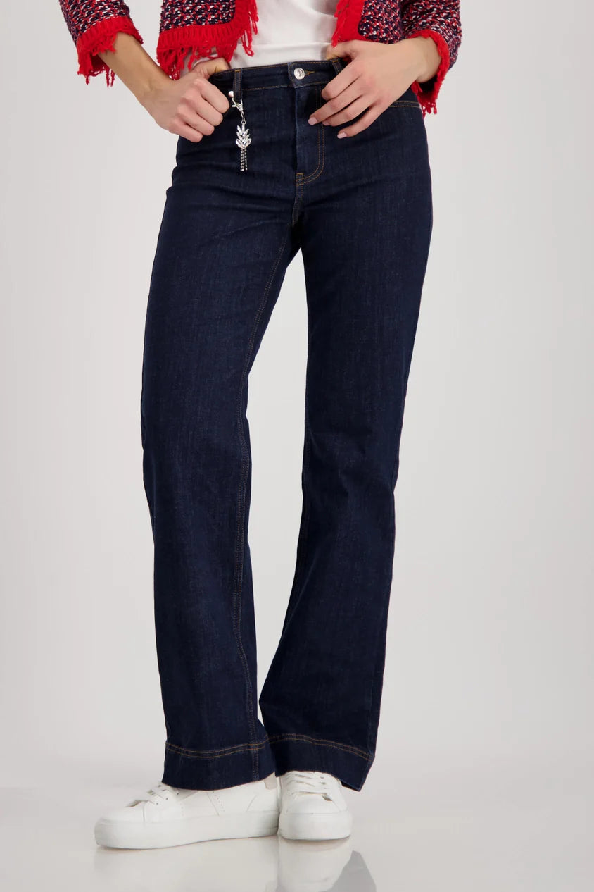 Straight Leg Jeans 486