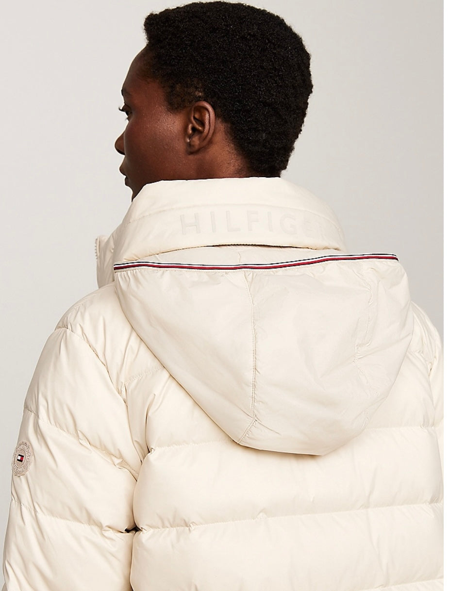 Down funnel neck quilted coat