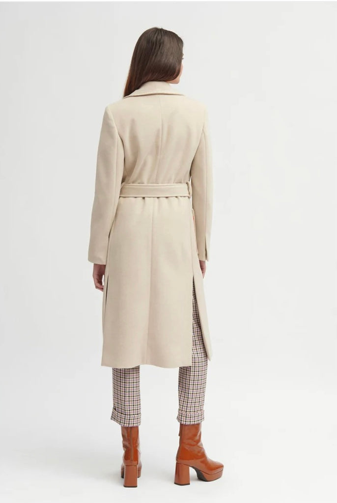 Nora blond belted coat