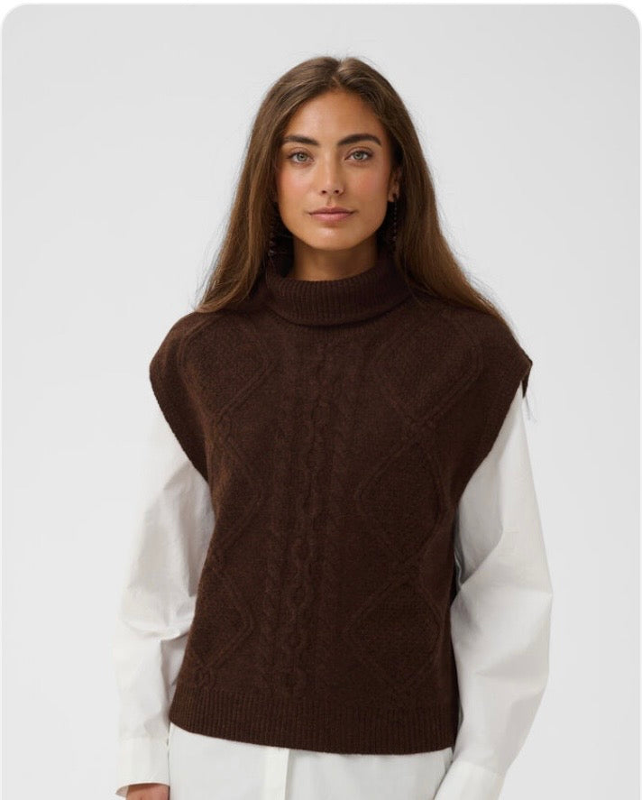 Monica Brown Sleeveless Pullover