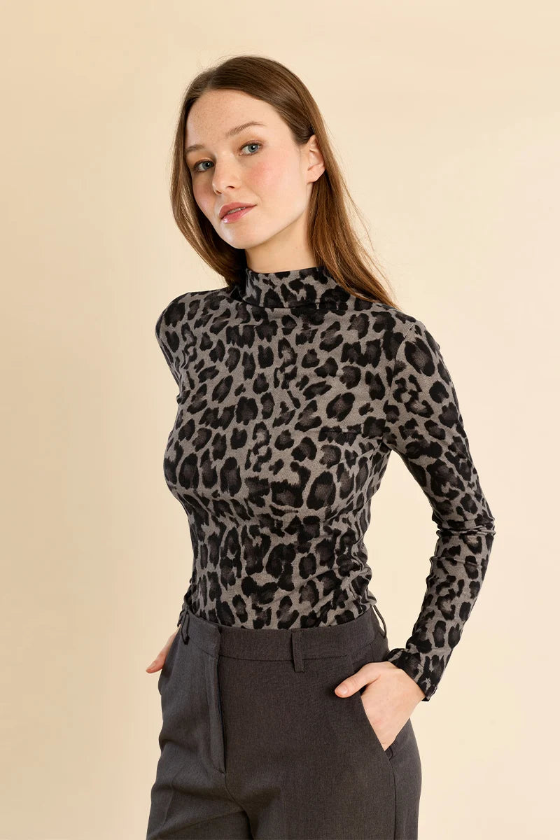Grey leopard polo
