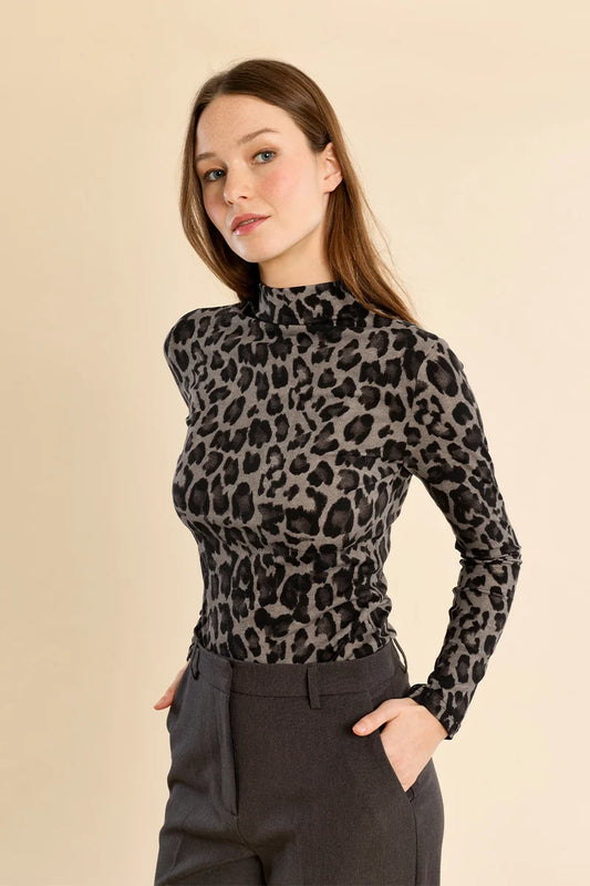 Grey leopard polo