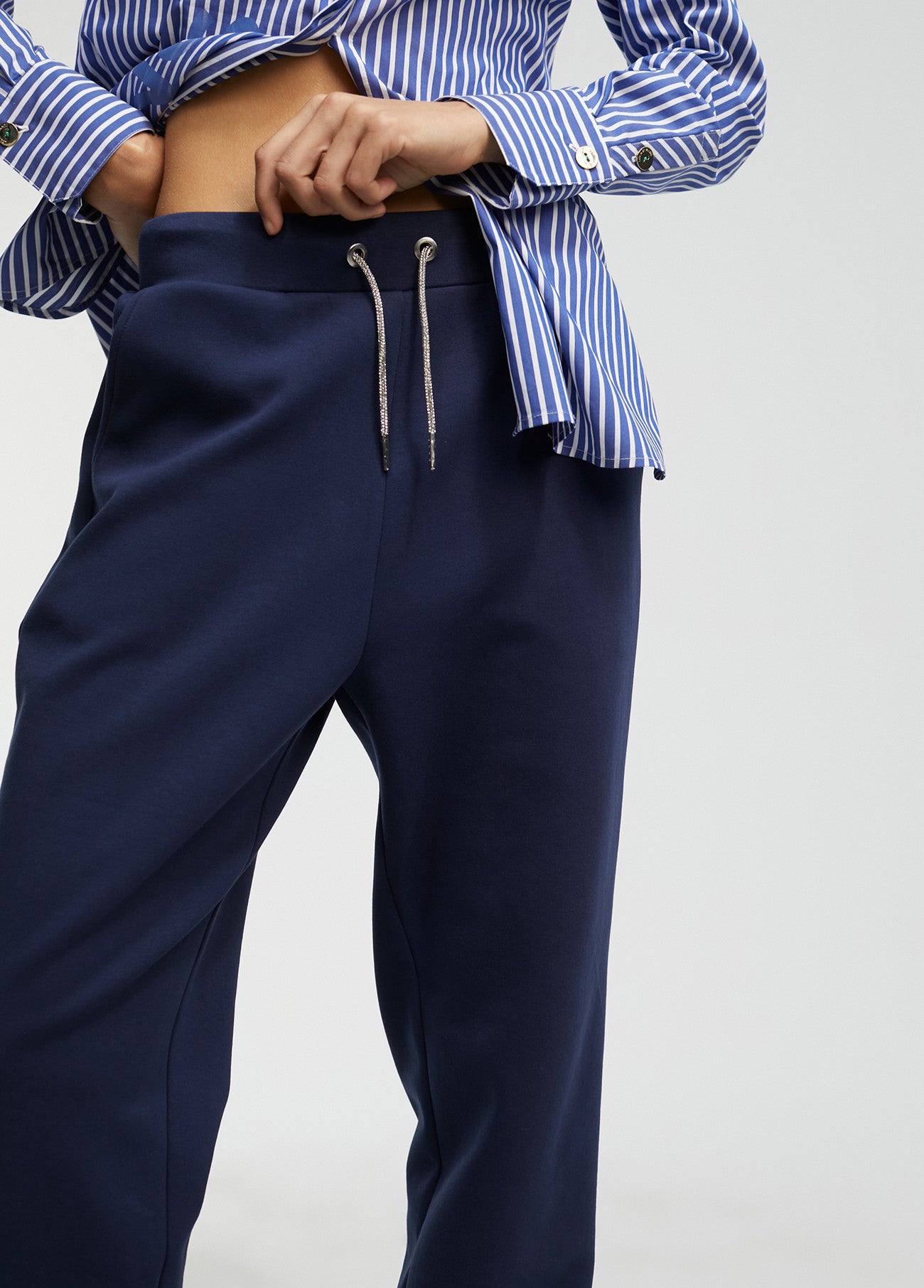 JOGGING TROUSERS WITH PULL TAB DETAIL