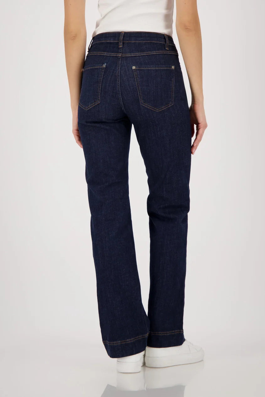 Straight Leg Jeans 486