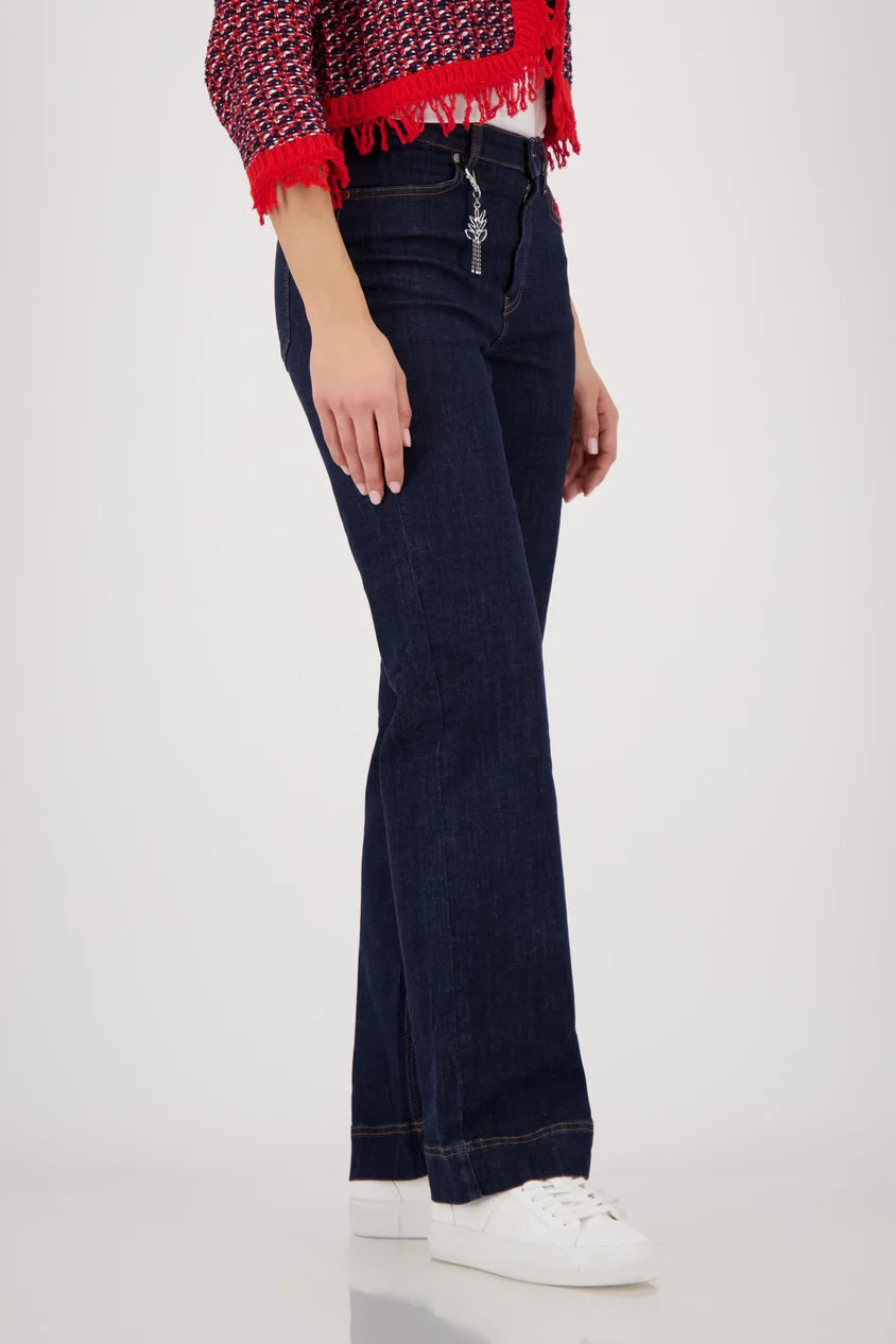 Straight Leg Jeans 486