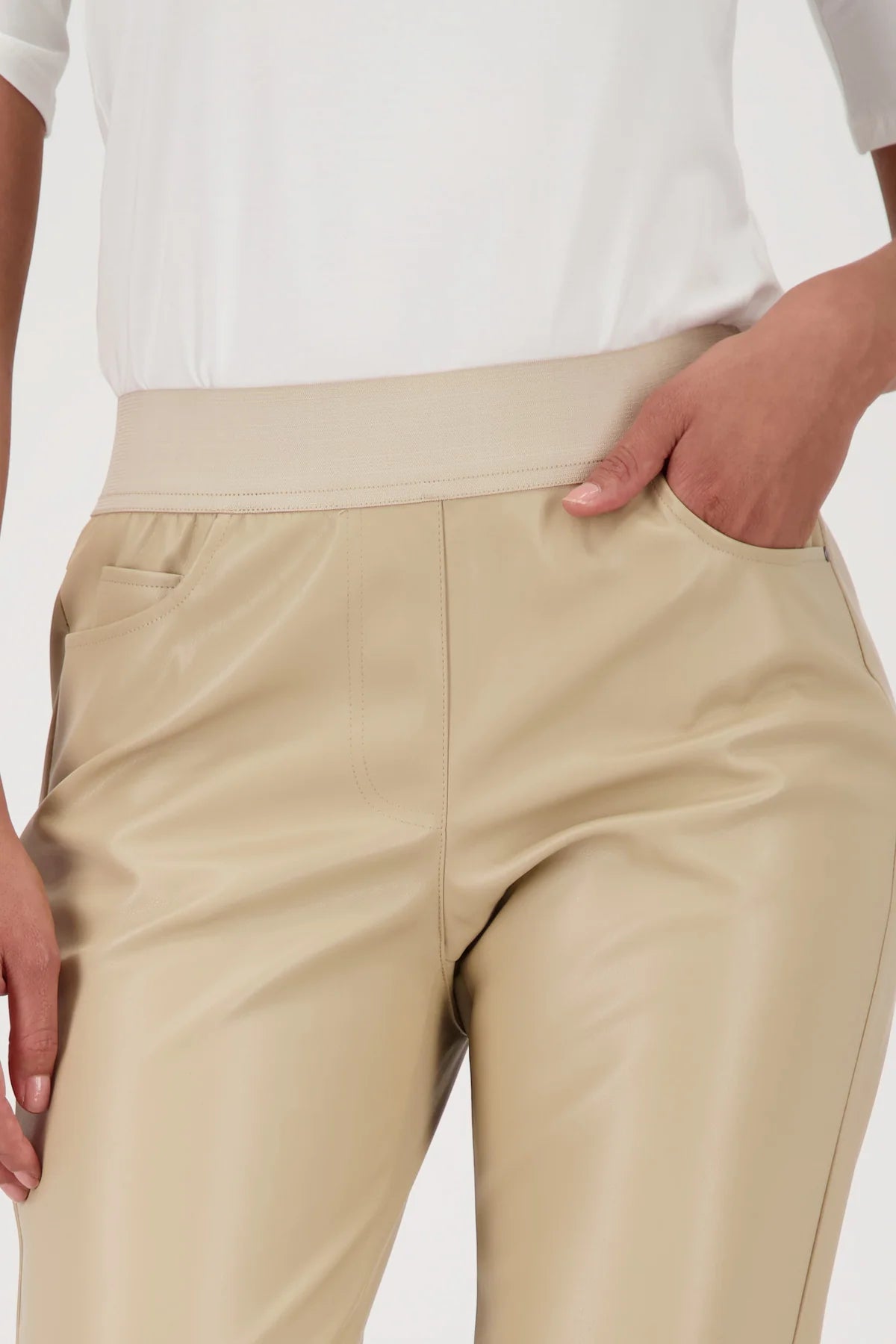 Cinnamon leather look trouser flare montana