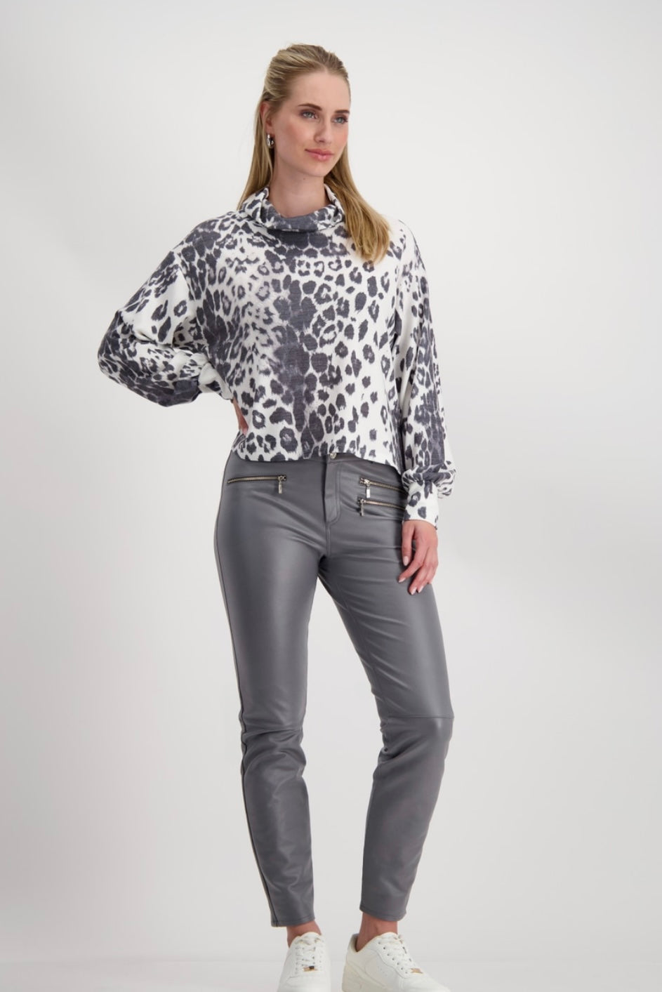 Snow fall leopard print sweater