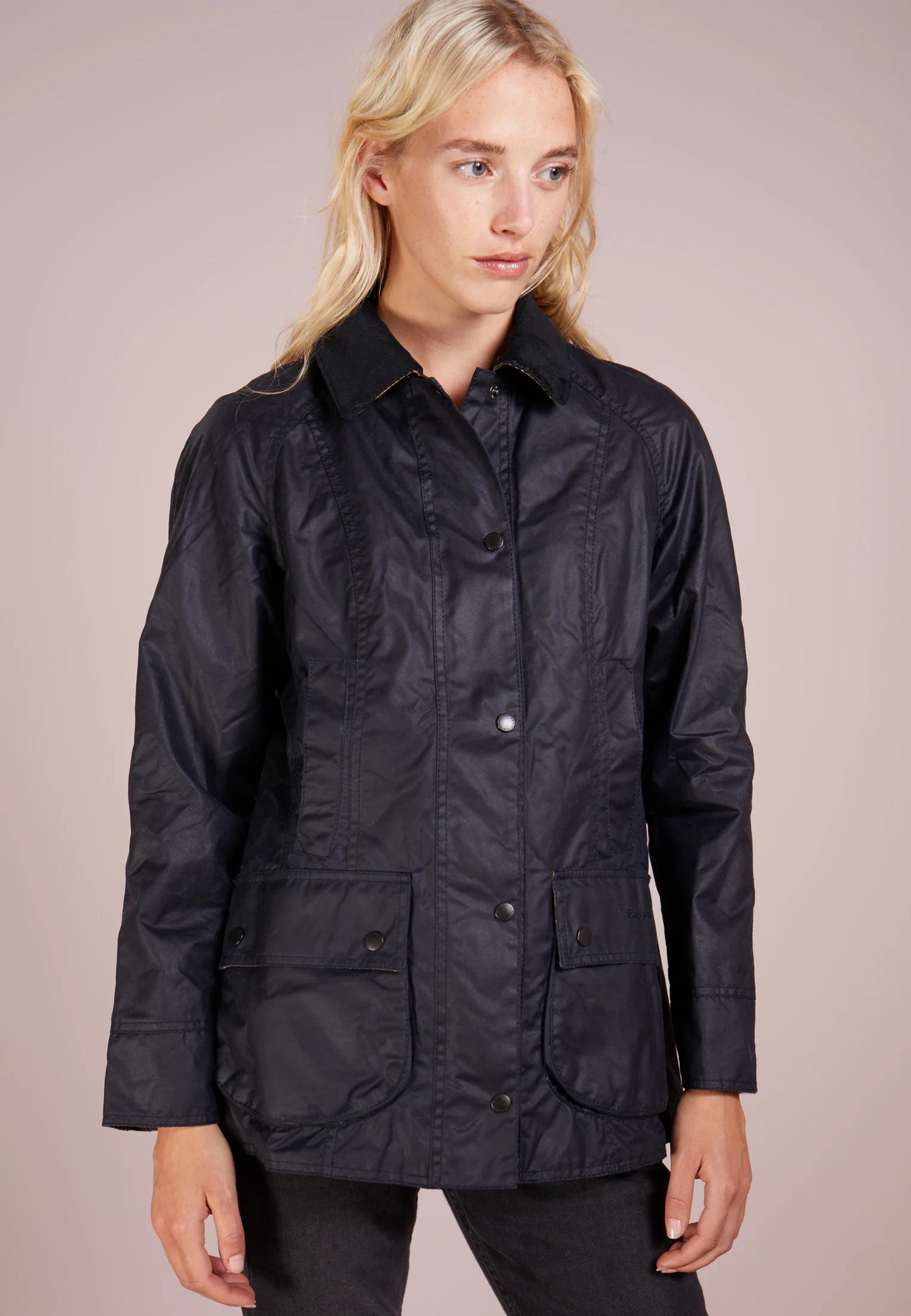 Classic Beadnell Wax Jacket -Navy