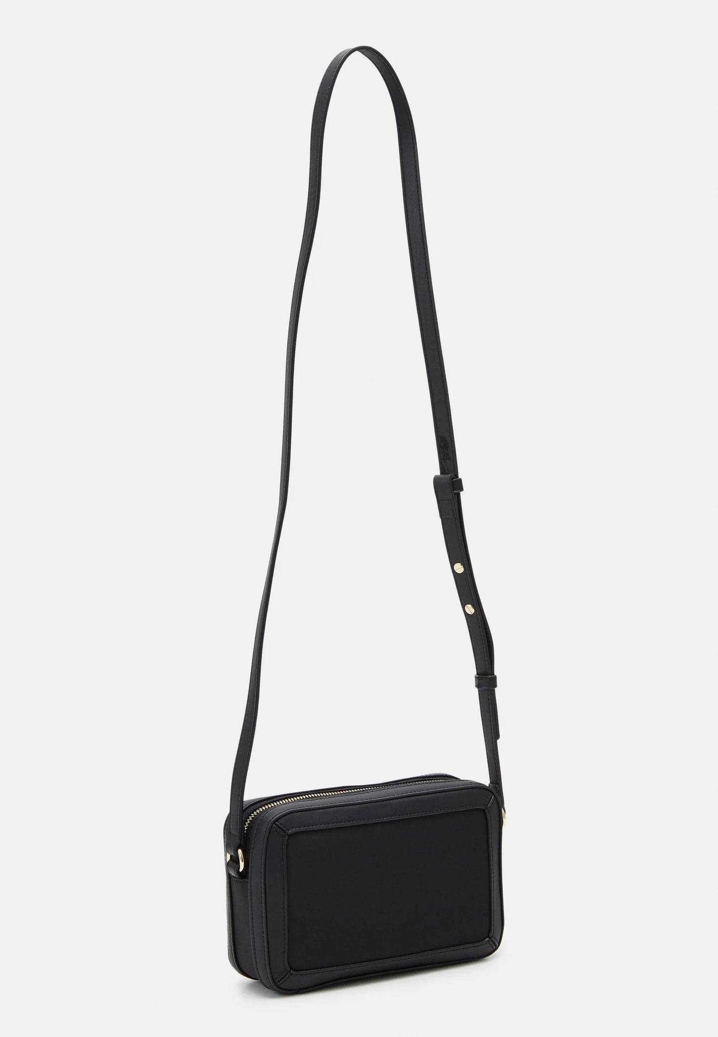 Black essential flap crossover bag