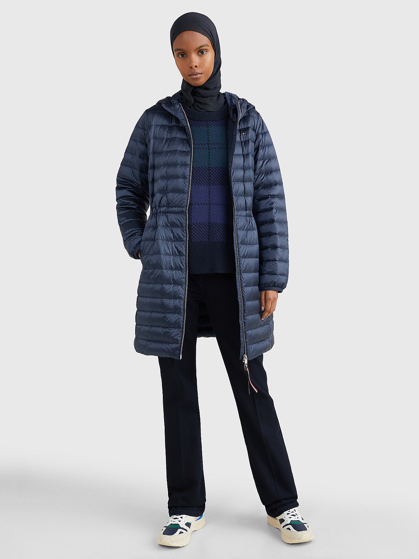 HOODED FEMININE QUILTED DOWN COAT